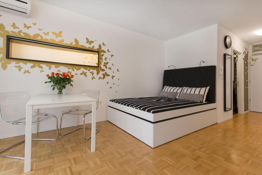 Gorgeous Central Flat With Garage Ljubljana Extérieur photo